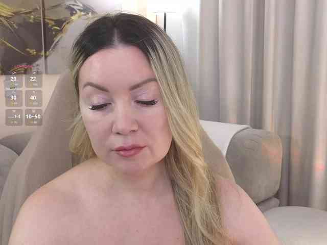 Elya webcam