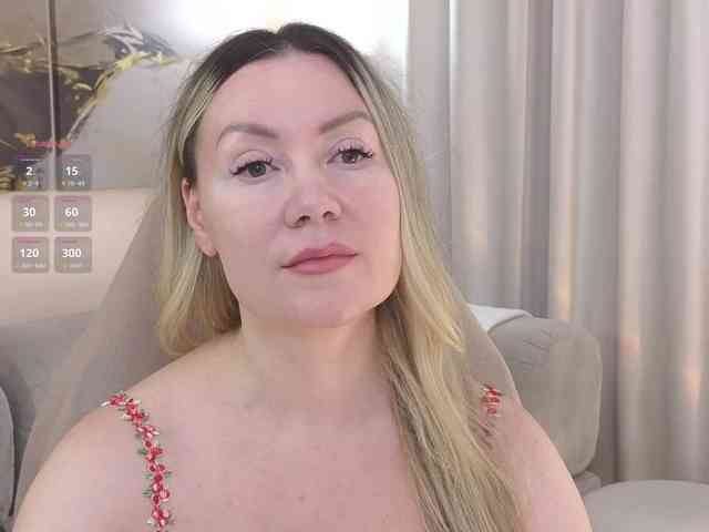 Elya webcam