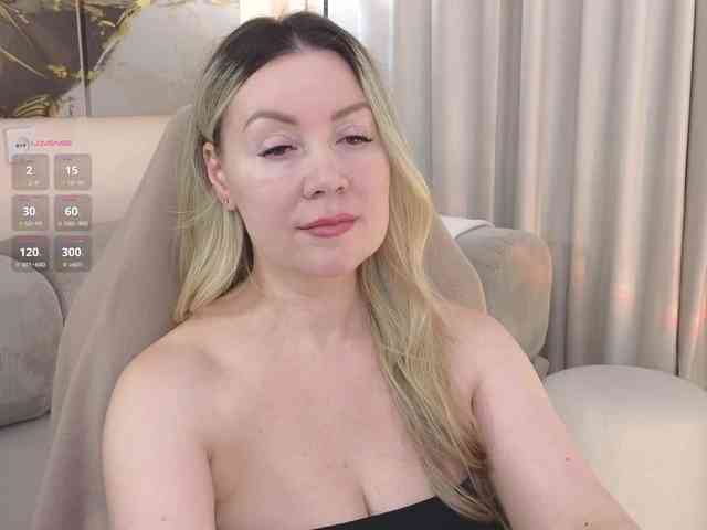 Elya webcam