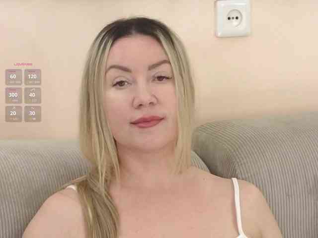 Elya webcam