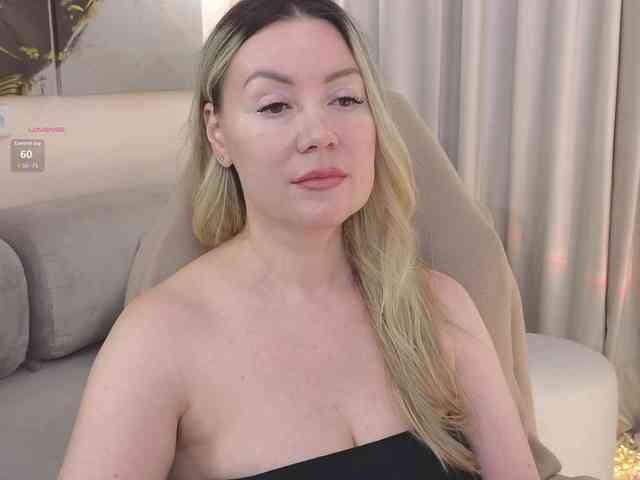Elya webcam