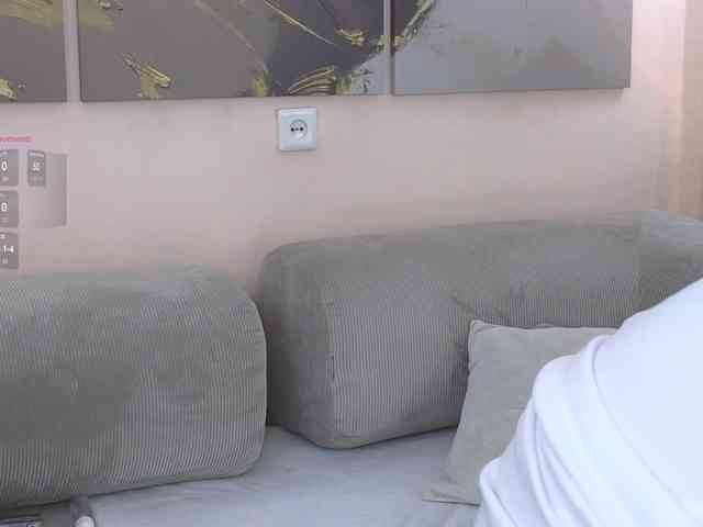 Elya webcam