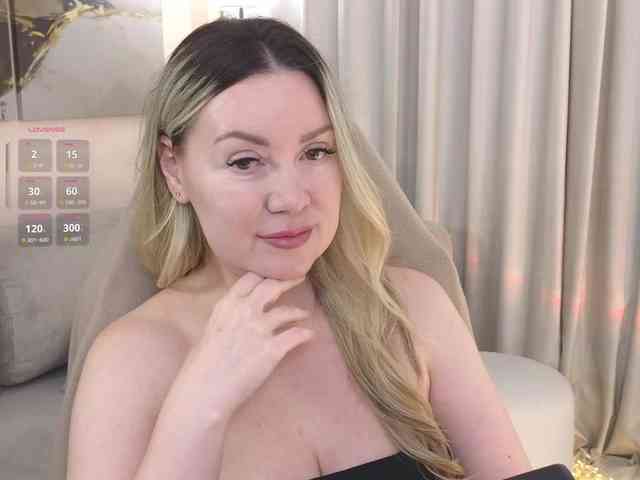 Elya webcam