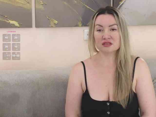 Elya webcam