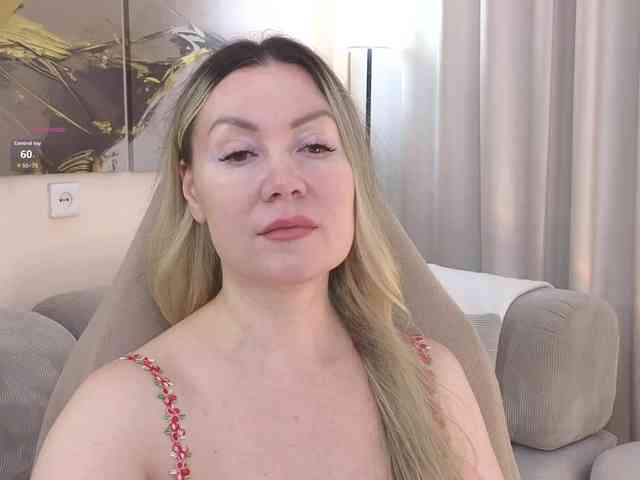 Elya webcam