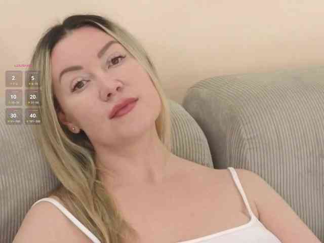 Elya webcam