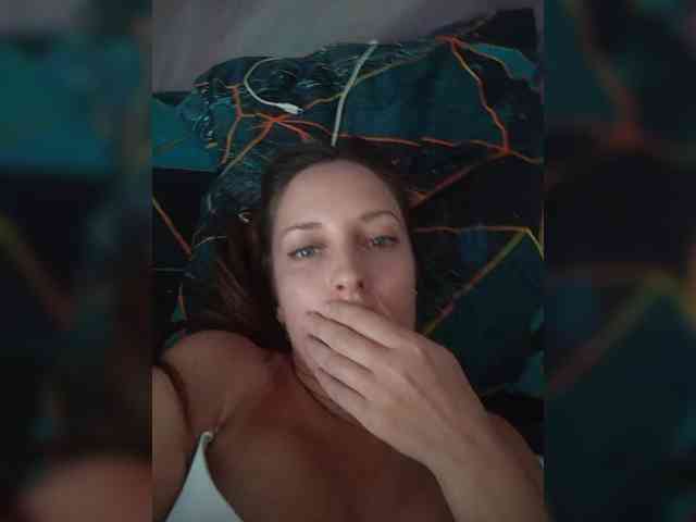 AlexSandi AlexSandi