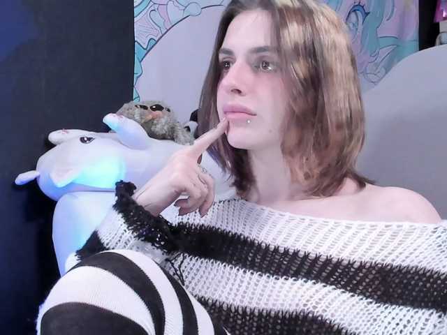 yorogumo live cam on BongaCams
