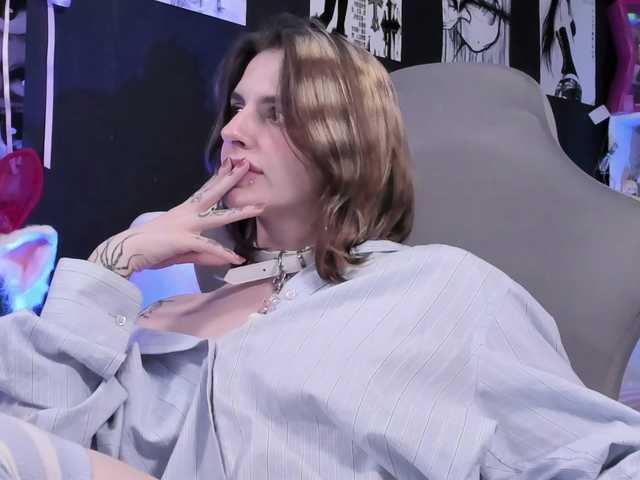 yorogumo live cam on BongaCams