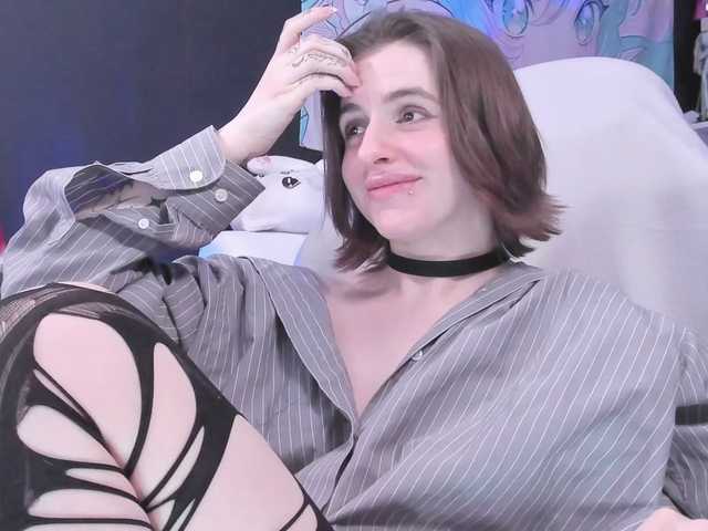 yorogumo's BongaCams show and profile