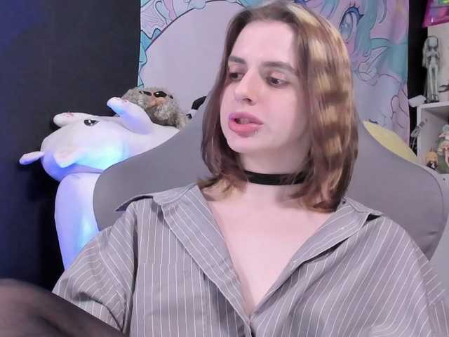 yorogumo live cam on BongaCams