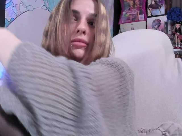yorogumo live cam on BongaCams
