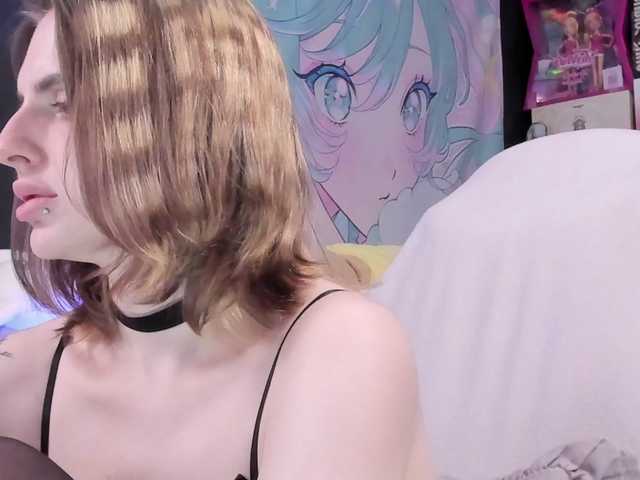 yorogumo live cam on BongaCams