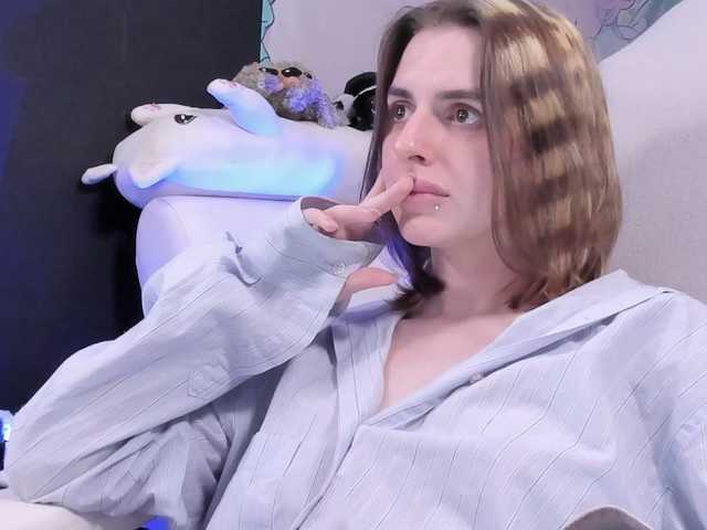 yorogumo live cam on BongaCams