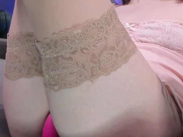 yorogumo live cam on BongaCams