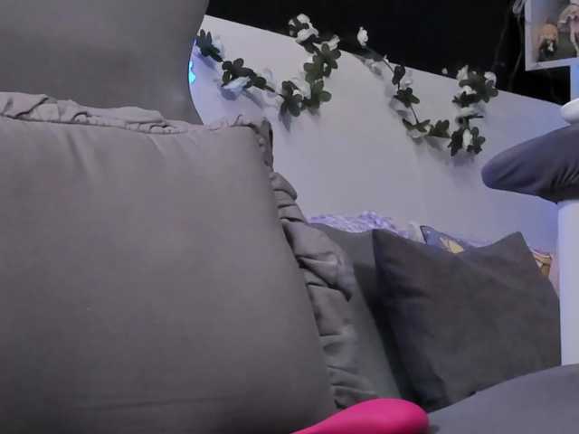 yorogumo live cam on BongaCams