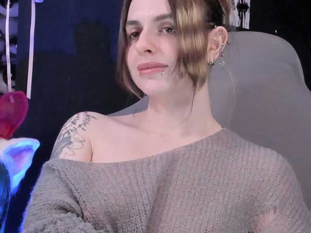 yorogumo live cam on BongaCams