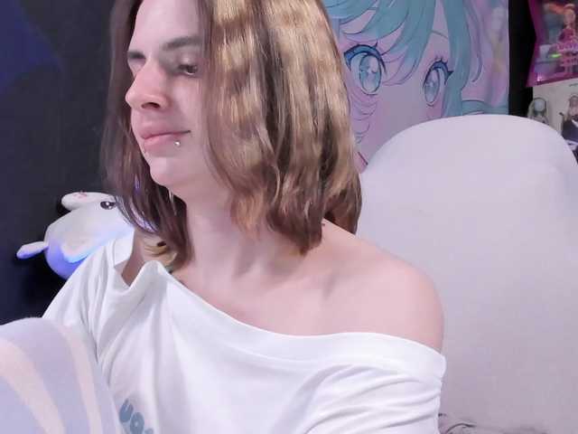 yorogumo live cam on BongaCams
