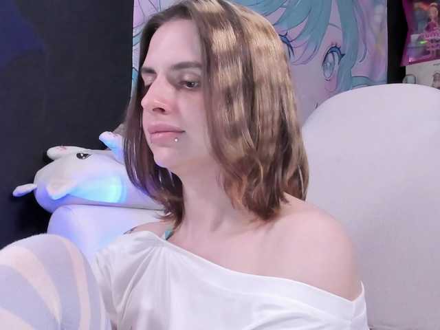 yorogumo live cam on BongaCams
