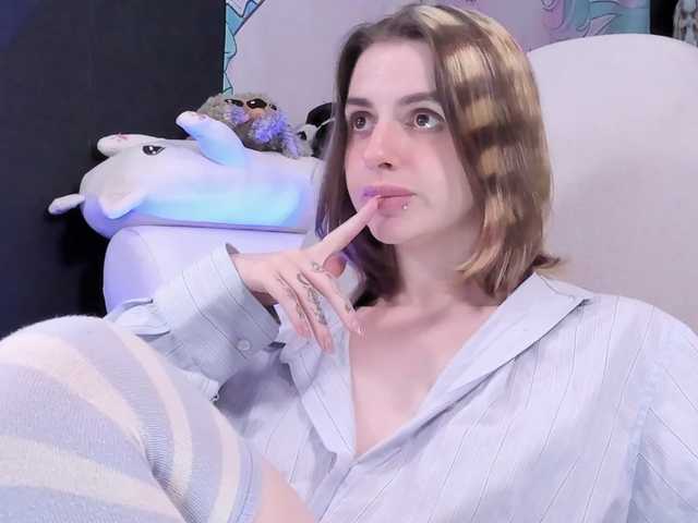 yorogumo live cam on BongaCams