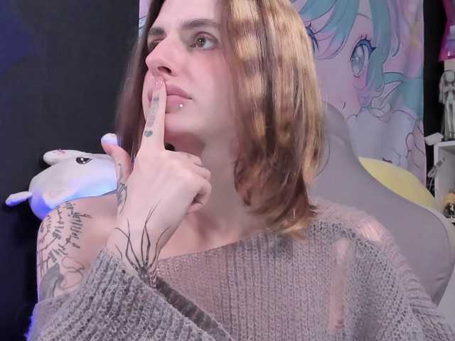 yorogumo live cam on BongaCams