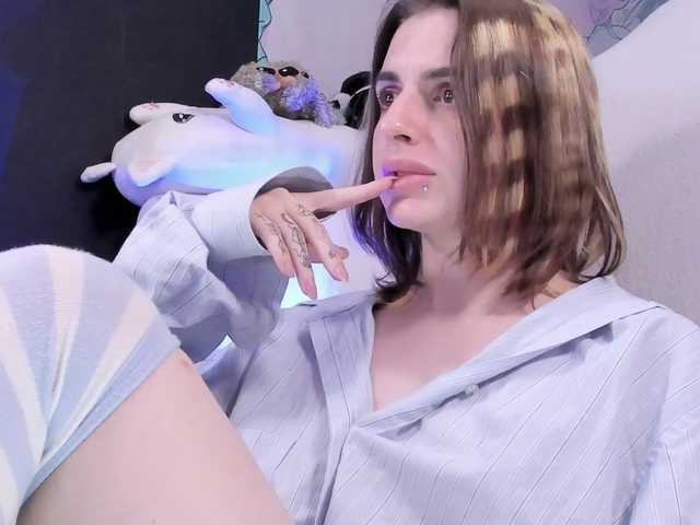yorogumo live cam on BongaCams