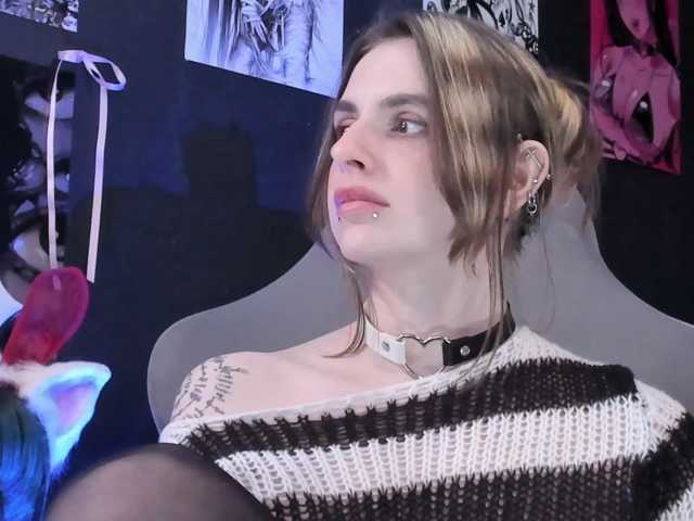 yorogumo live cam on BongaCams