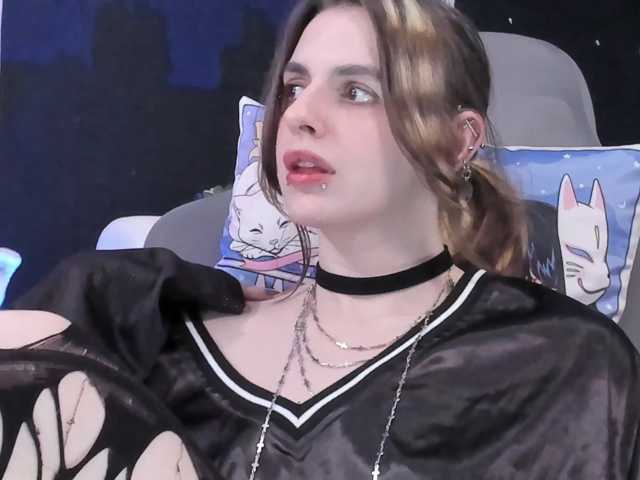 yorogumo live cam on BongaCams