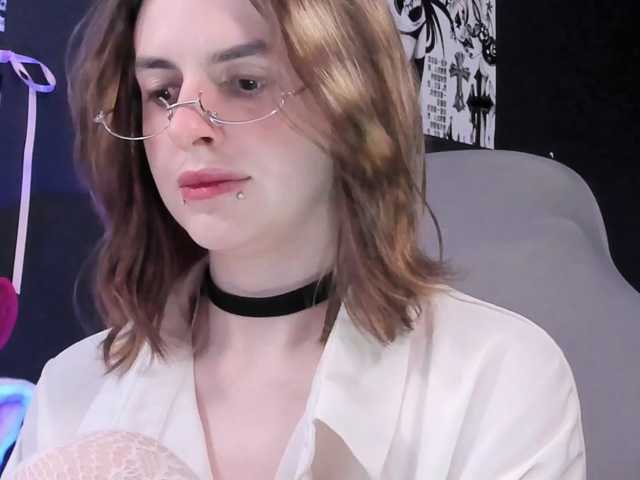 yorogumo live cam on BongaCams