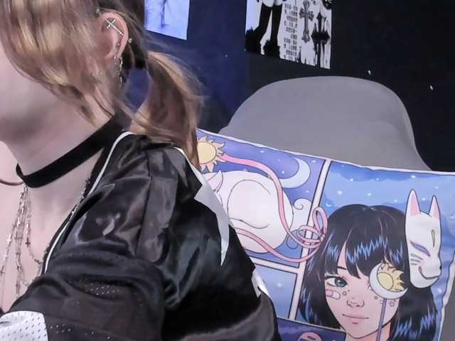 yorogumo live cam on BongaCams