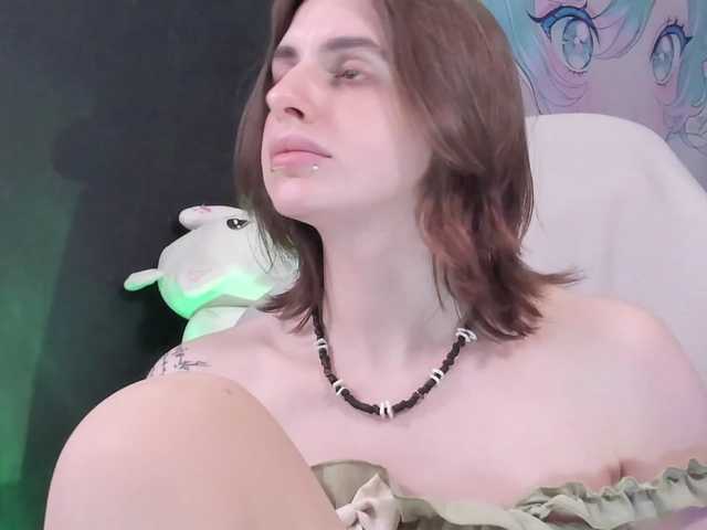 yorogumo live cam on BongaCams