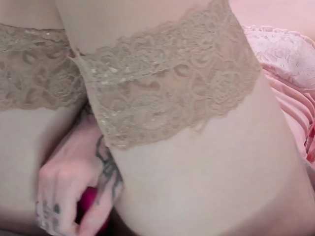 yorogumo live cam on BongaCams