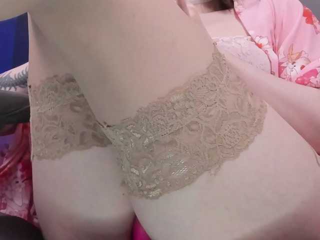 yorogumo live cam on BongaCams