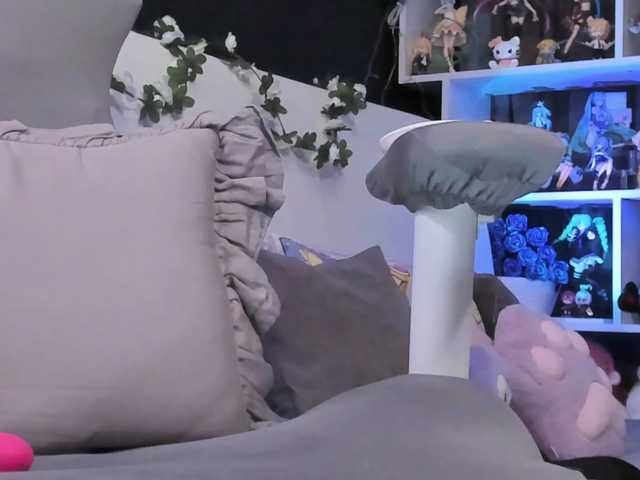 yorogumo live cam on BongaCams