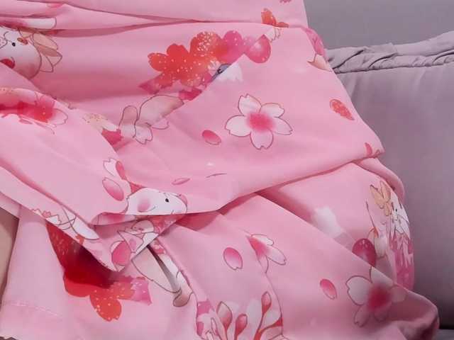 yorogumo live cam on BongaCams