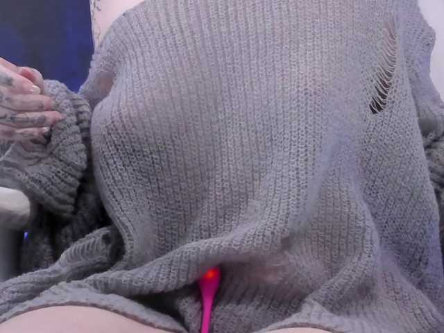 yorogumo live cam on BongaCams