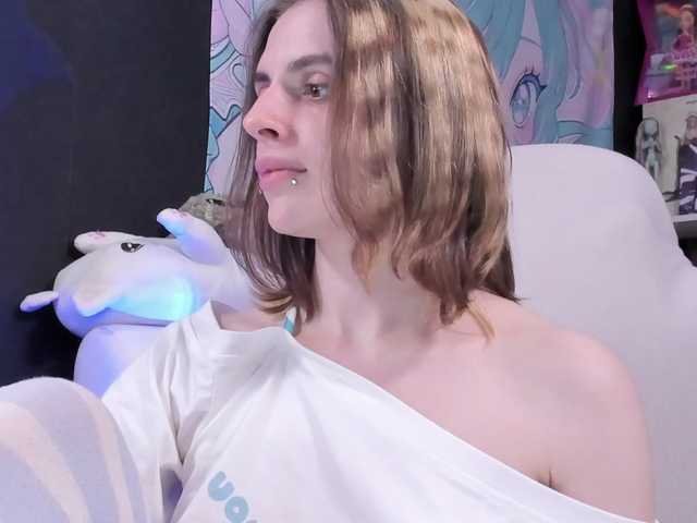 yorogumo live cam on BongaCams