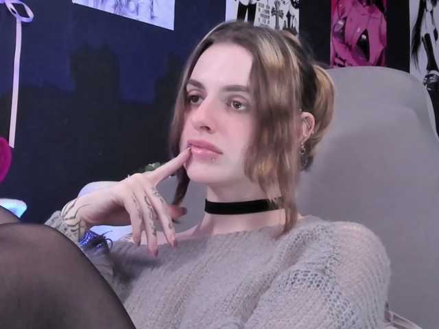 yorogumo live cam on BongaCams