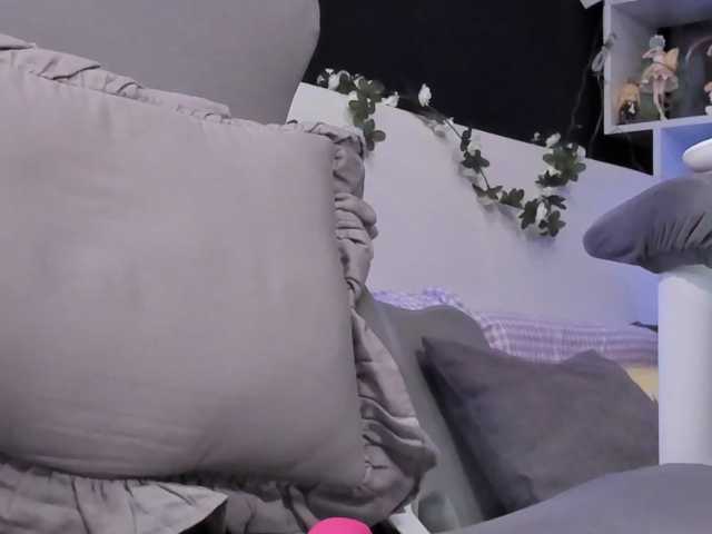 yorogumo live cam on BongaCams