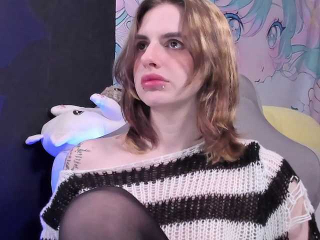 yorogumo live cam on BongaCams