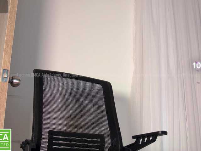 aidaadams live cam on BongaCams