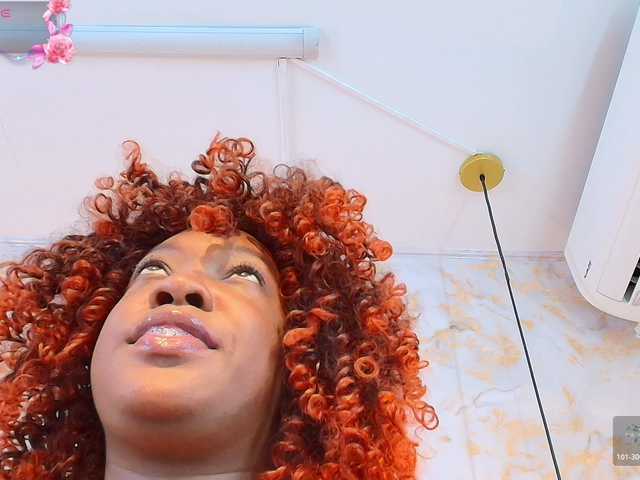 aidaadams live cam on BongaCams