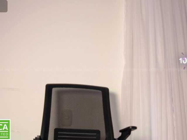 aidaadams live cam on BongaCams