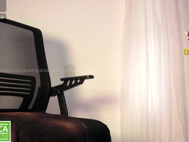 aidaadams live cam on BongaCams