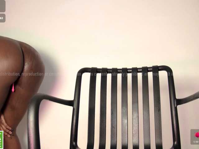 aidaadams live cam on BongaCams