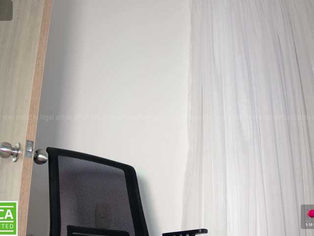 aidaadams live cam on BongaCams