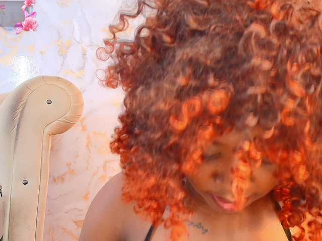 aidaadams live cam on BongaCams