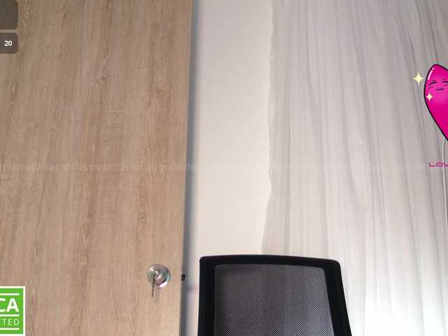 aidaadams live cam on BongaCams