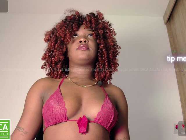aidaadams live cam on BongaCams