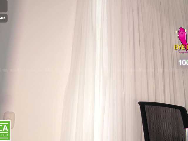 aidaadams live cam on BongaCams